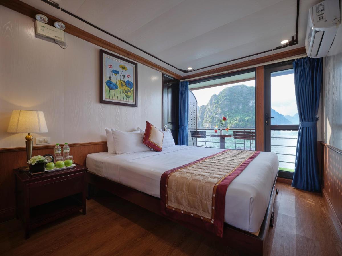 Lavender Elegance Cruises Hotel Ha Long Exterior photo