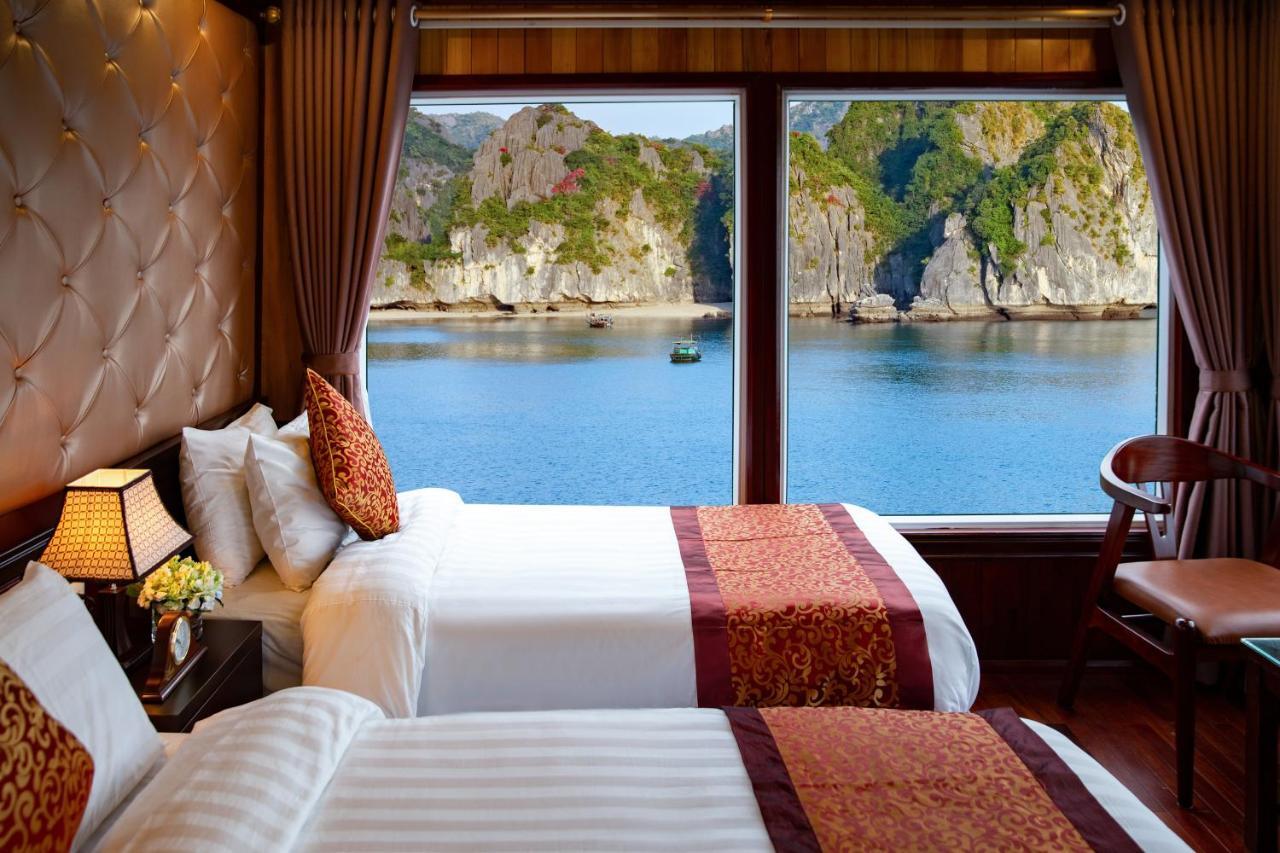 Lavender Elegance Cruises Hotel Ha Long Exterior photo